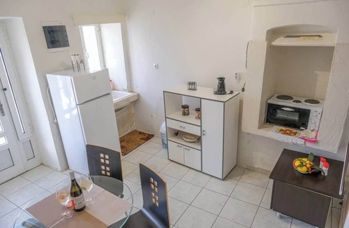 Koumeika Apartment | Little nest - Serene and Cozy Samos Retreat