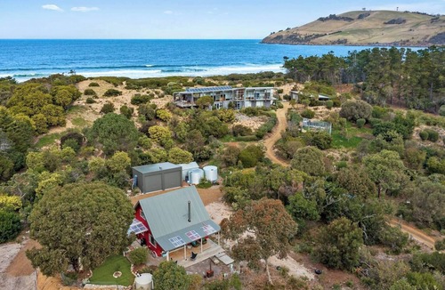 Clifton Beach House | Little Secret Charming Clifton Beach Sanctuary