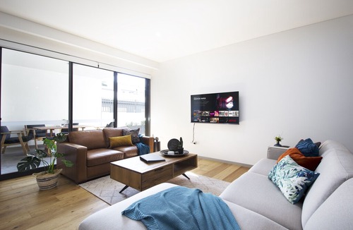 Alexandria Apartment | Location Location Location Inner City convenience at Waterloo