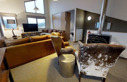 Perisher Valley Apartment | Lodge Chalet 26 - DELUXE APARTMENT