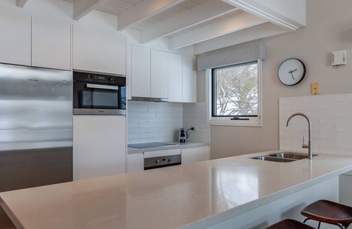Perisher Valley Resort | Lodge Chalet (for 6), The Stables Resort Perisher