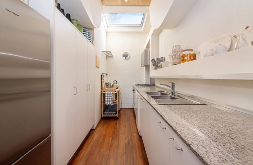 Richmond Apartment | Loft Living Close to the MCG