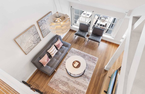 Woolloomooloo Apartment | Loft-Style Waterfront Apartment