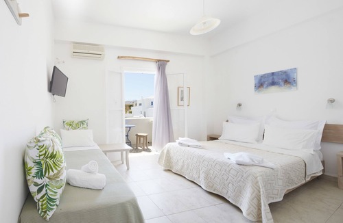 Piso Livadi Hotel | Londos