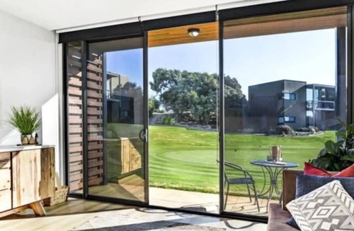 Fingal Apartment | Lovely 1 Bedroom apartment, sleeps 4!