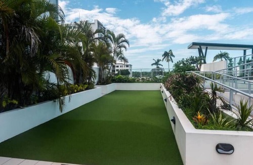 Mackay Apartment | Lovely 1-bedroom in the Heart of Mackay w/Pool