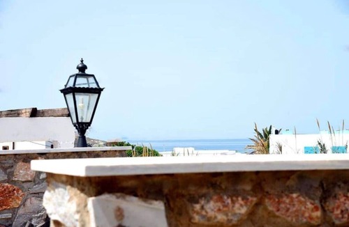 Posidonia House | Lovely Bungalow close to Agathopes Beach!