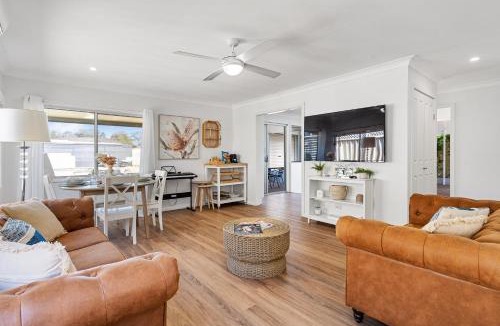 Berkeley Vale House | Lovely Central Coast Escape