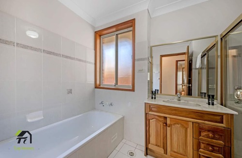 Eastwood House | Lovely villa from your heart in Eastwood