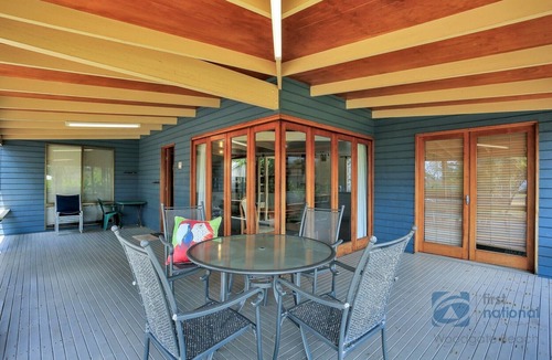 Woodgate House | Lowset A-Frame Cottage