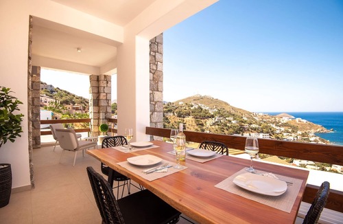 Mirties Villa | Luna | Mia Anasa - Luxury Suites