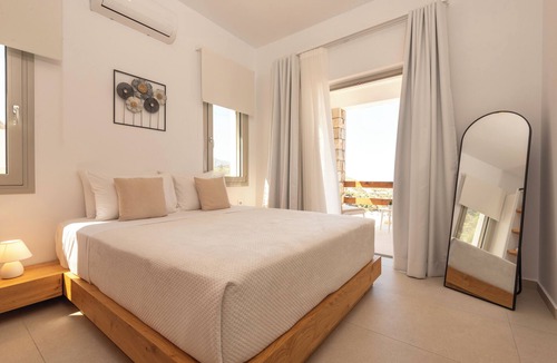 Mirties Villa | Luna | Mia Anasa - Luxury Suites