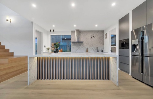 Clyde North House | Luxe designer house with Pool, Cinema & Gym