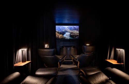 Mount Nelson Apartment | Luxe Hobart Villa - Boxwood