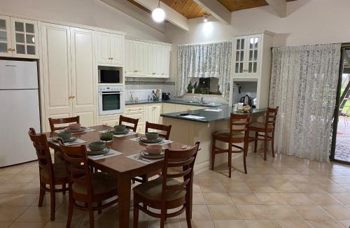 Swan Hill House | Luxe Ranch