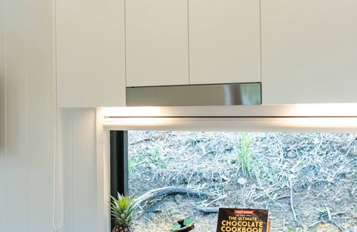 Hunchy Cabin | Luxurious Cosy Tiny House near Montville