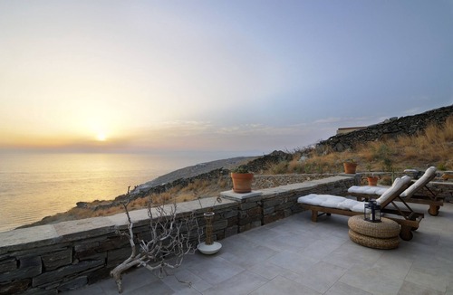 Pisses Villa | Luxurious Seaside Villa, 10-12 person, secluded beach, seaview, ultimate privacy