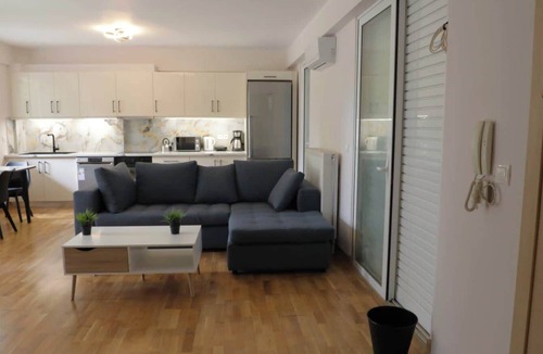 Neo Psychiko Apartment | Luxury 1 Bd Apt with Patio in Neo Psychiko