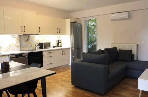 Neo Psychiko Apartment | Luxury 1 Bd Apt with Patio in Neo Psychiko