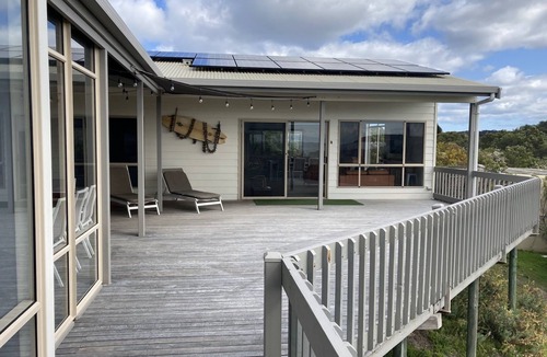 Island Beach House | Luxury 4 Bedroom/4 Bathroom Home with Large Deck, Beach Views & Free Wi-Fi