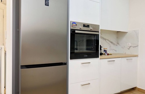 Kypseli Apartment | Luxury Athens Duplex with Acropolis View, Private Heated Jacuzzi & Parking