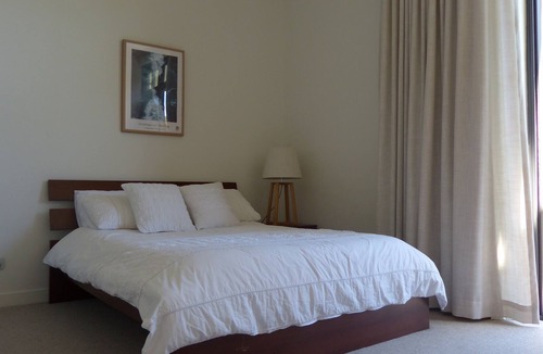 Bronte House | Luxury Bronte Home near Beach - Amazing views