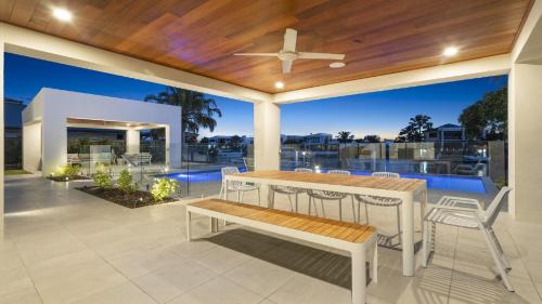 Banksia Beach House | Luxury Canal Front Holiday House