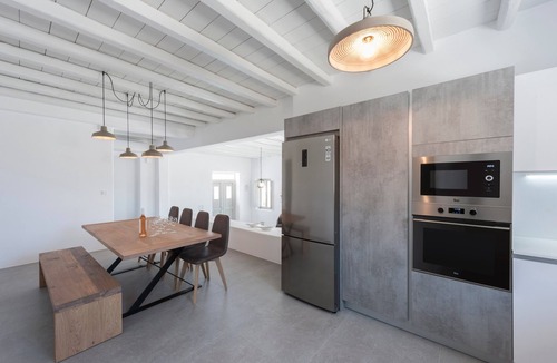 Paros House | Luxury Complex Ninemia Villas Country House with Sea View, Wi-Fi and Air Conditioning