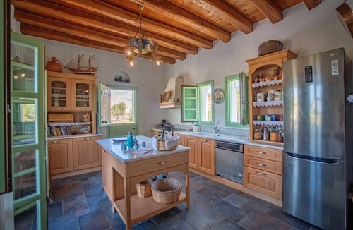 Plaka Villa | Luxury Estate Plaka