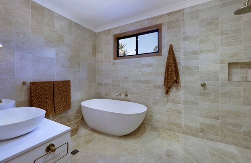 Caringbah House | Luxury living with pool 5 mins from the beach