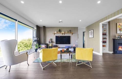 Mount Eliza House | Luxury & plush lifestyle 5 Bedroom house in Mt Eliza