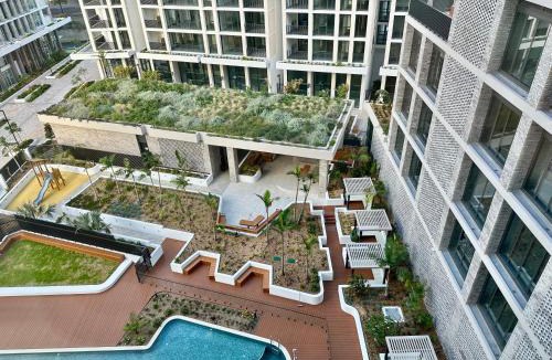 Lidcombe Apartment | Luxury Poolside 2 bedroom Apt in Olympic park