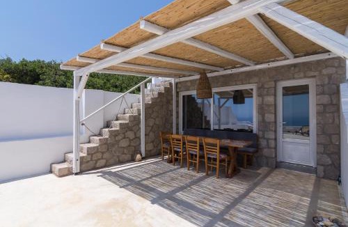 Milos Villa | Luxury Rooftop Villa with Private Pool in Milos, 3 Bedrooms