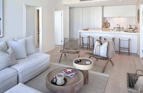Broadbeach Apartment | Luxury Signature Stay Ocean Views 2BR Level 16