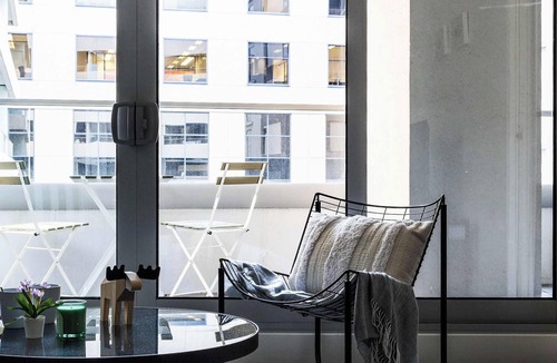 Melbourne Apartment | Luxury Stay Near Grand Prix Track