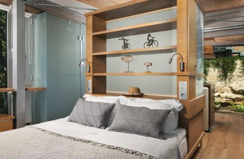 Marathi House | Luxury TreeHouse - A breath away from the beach