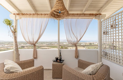 Naxos Villa | Luxury Villa in Naxos ,magnificent location on a hillside in the area of Aggidia