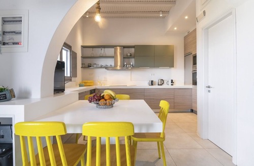Paros Villa | Luxury Villa on Faragas Beach
