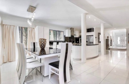 Munster House | Luxury Villa W Pool and Spa
