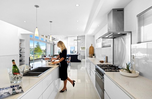 Forresters Beach House | Luxury Villas Bluewater at Forresters (w/heated rooftop spa)