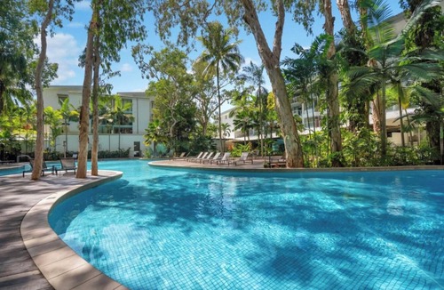 Palm Cove Apartment | Lxry 2 bed Apt-Sea and Mountain View