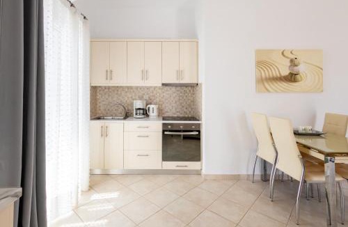 Aliki Apartment | Lydia's East Apartment