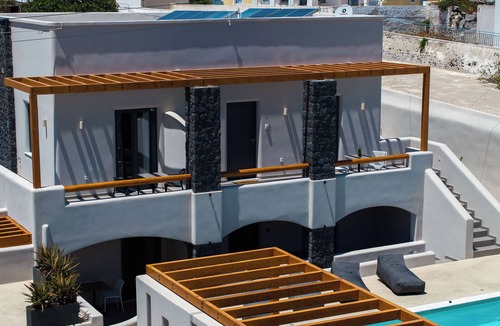 Megalochori Condo | LyMaRou Collection - 7 Private Suites, 7 Private Hot Tubs, Pool