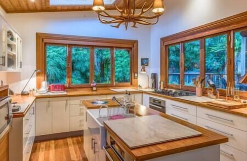North Tamborine House | Lyrebird House
