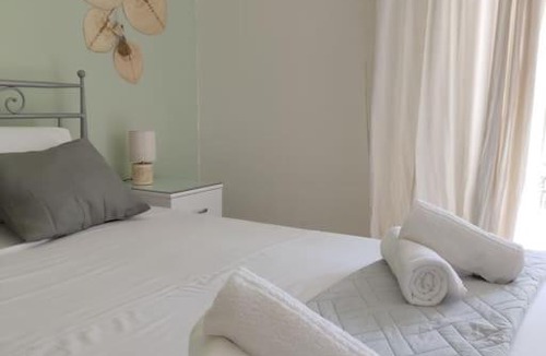 Argyroupoli Apartment | M.V Apartment