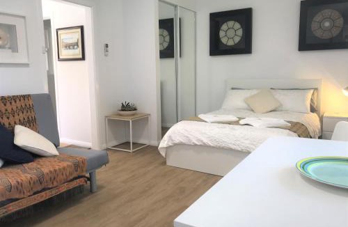 West Perth Apartment | M207 West Perth Studio Apartment near Kings Park