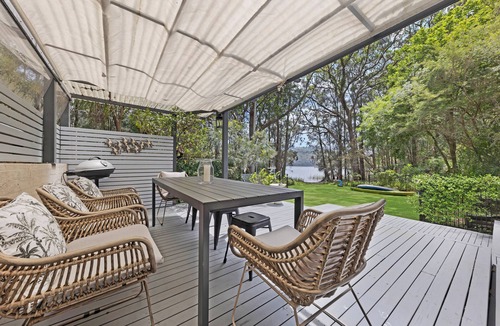 Macmasters Beach House | MacMasters Beach Lake House - Quiet and Family Friendly