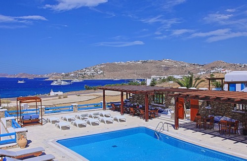 Paraga Apartment | Maganos DekaEpta:Mykonos Apartment, close to the sea, breakfast included, shared pool