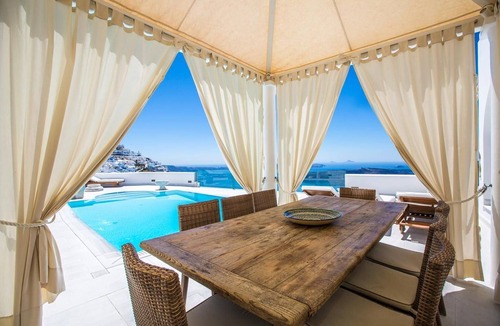Firostefani Villa | Magnificent Santorini Villa | 3 Bedrooms | Villa Bacchus | Private heated pool
