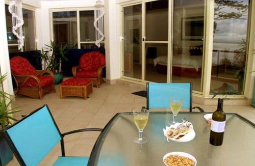 Nelson Bay Apartment | Magnus Pines, 2,52-56 Magnus Street - Apartment with stunning views, linen and bed making, Wi-Fi and Air con
